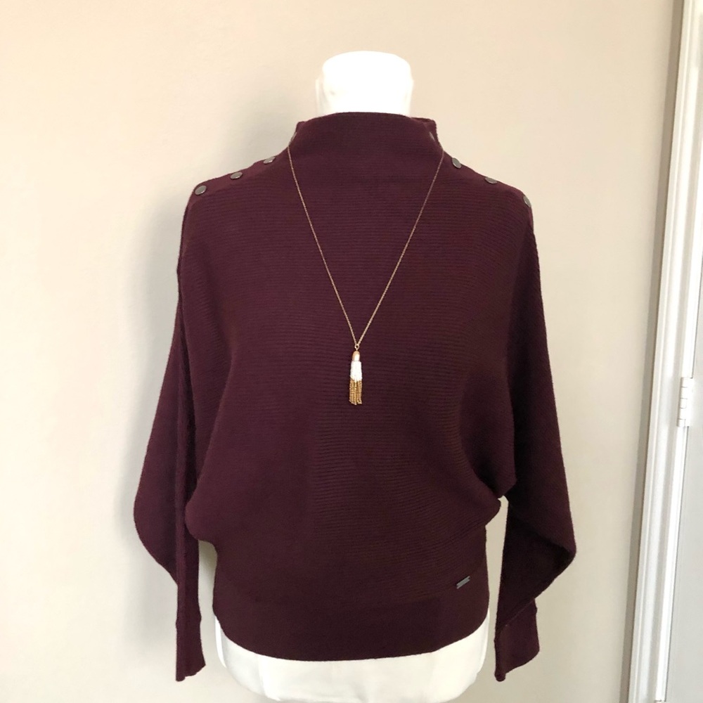 Tahari Turtleneck Funnel Neck Sweater Batwing Sleeves Burgundy Maroon Size S